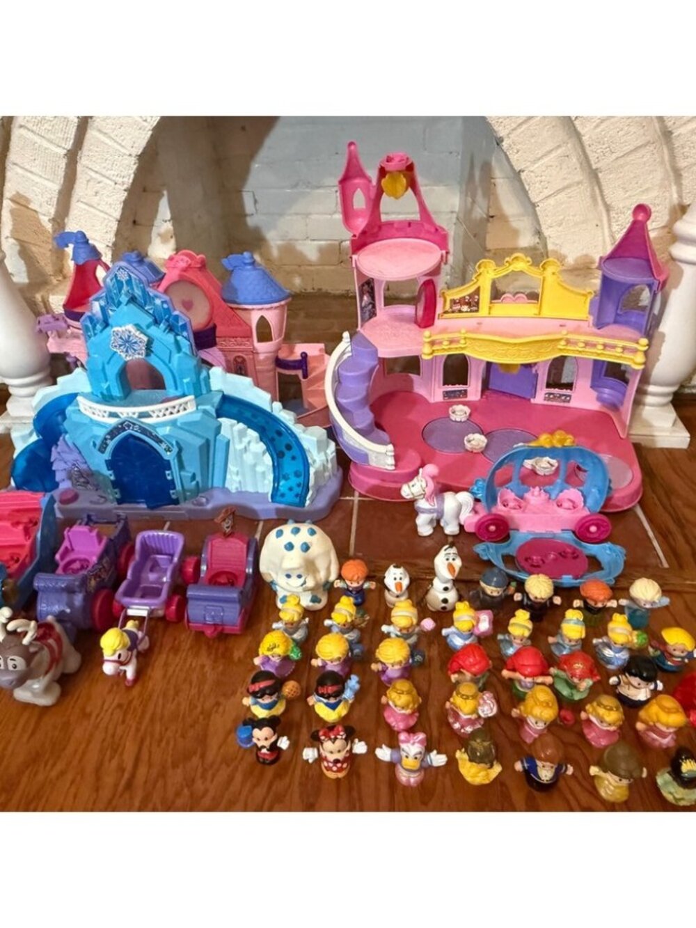 ENORMOUS DISNEY Fisher-Price Princess Lot 38 Characters INCLUDING MICKEY/MINNIE